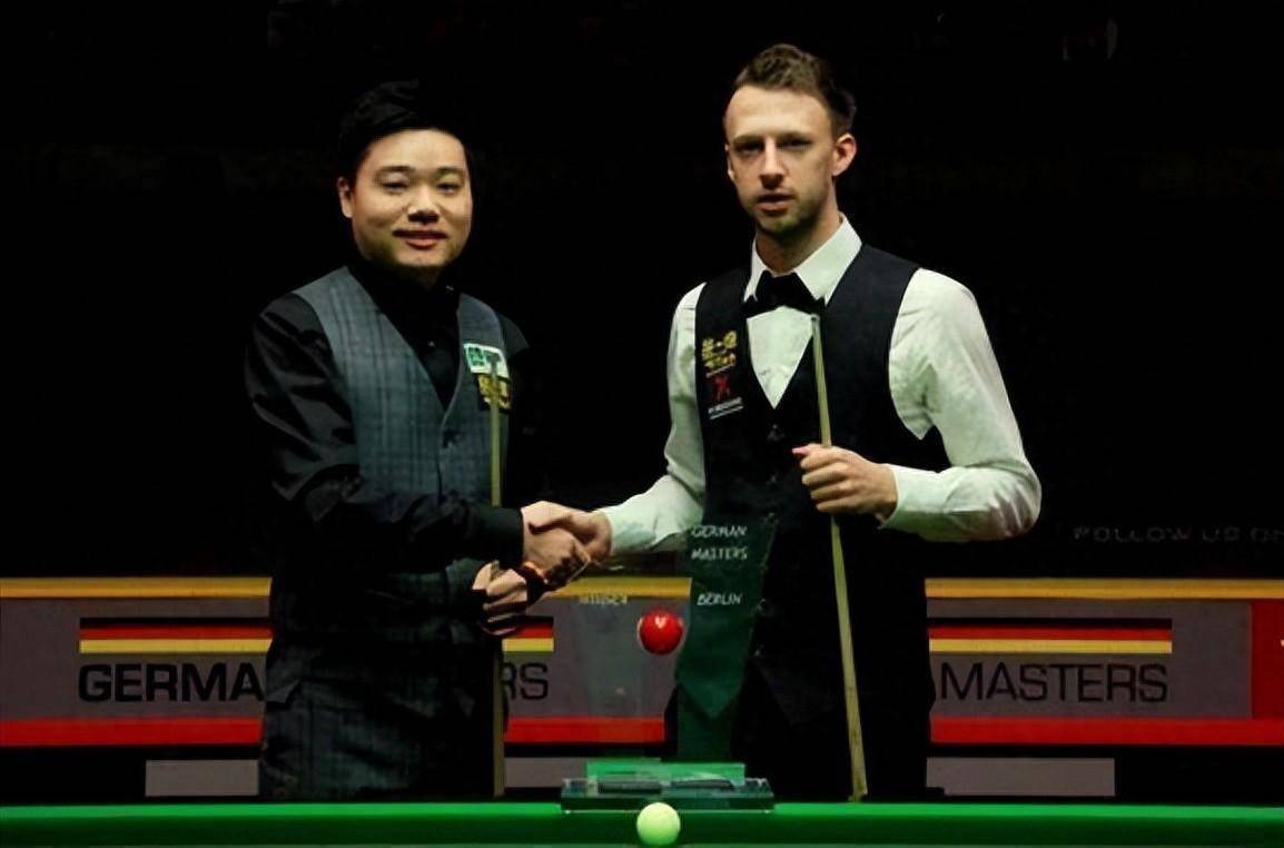 cctv5直播丁俊晖vs特鲁姆普14001930丁主任冲第15冠