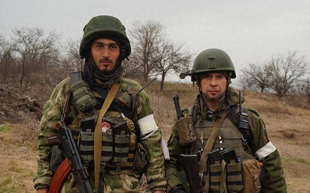 枪打出头鸟俄军专挑法国雇佣兵打马克龙承认乌克兰很快将垮台