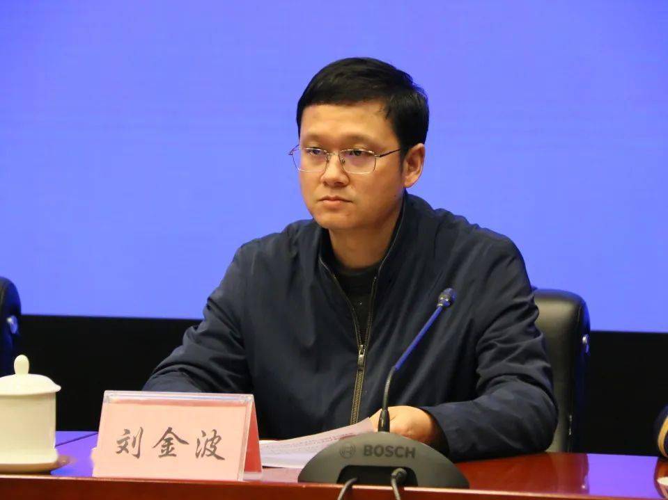 柳州市召开2024年清明节祭扫工作新闻发布会