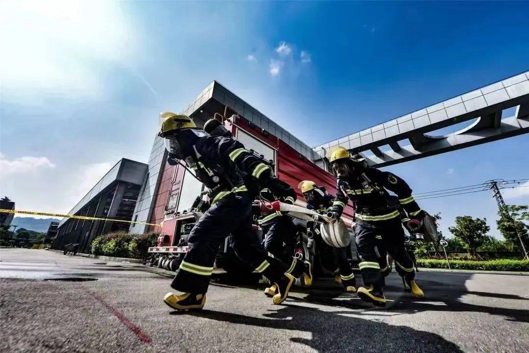 热血青年福州消防招聘政府专职消防员啦