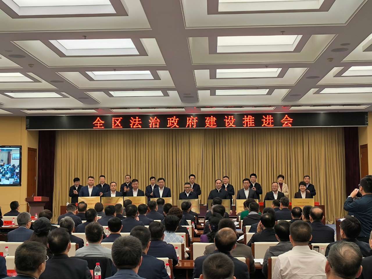 宁夏纵深推进依法行政努力建设人民满意的法治政府