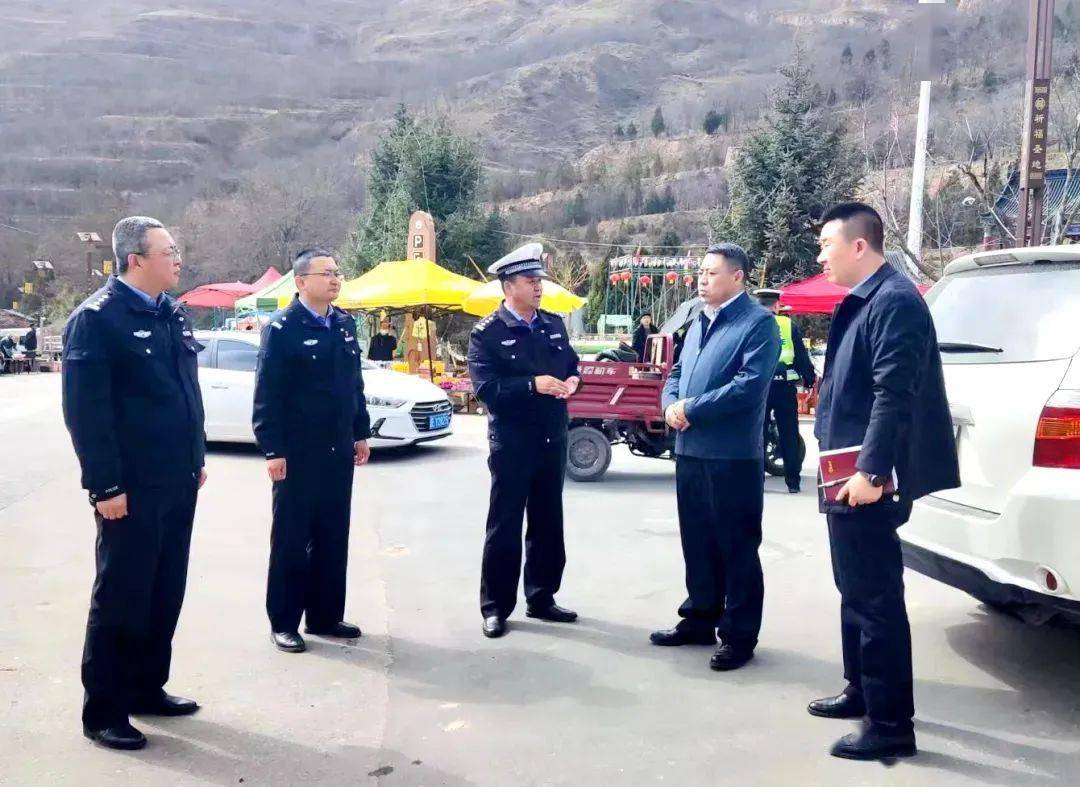 公安局武山县3月21日上午,甘谷县司法局与县人社局等多个部门联合开展