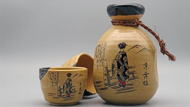 夜读施小军蟹与米酒