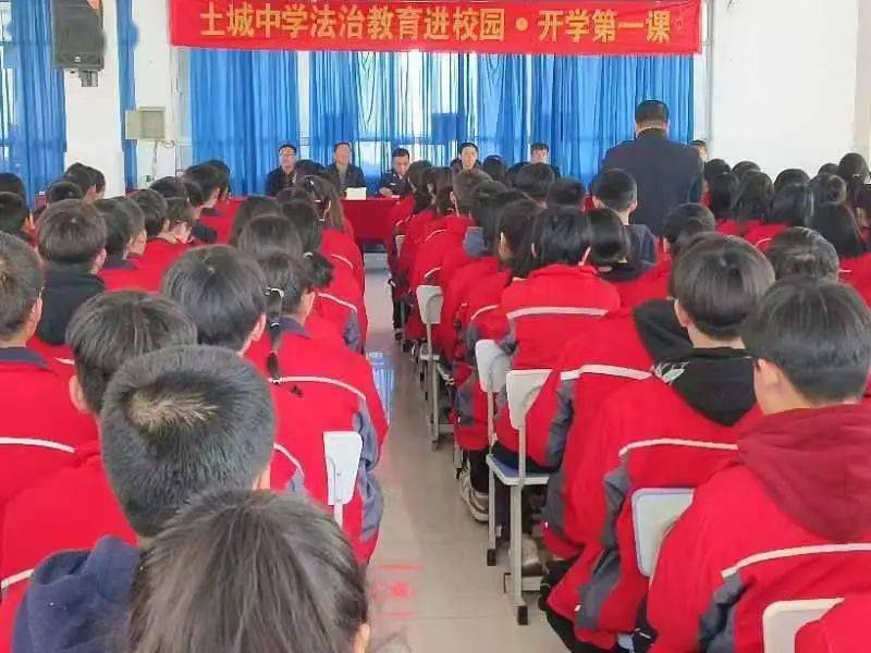 丰宁各学校团组织开展开学第一课主题活动