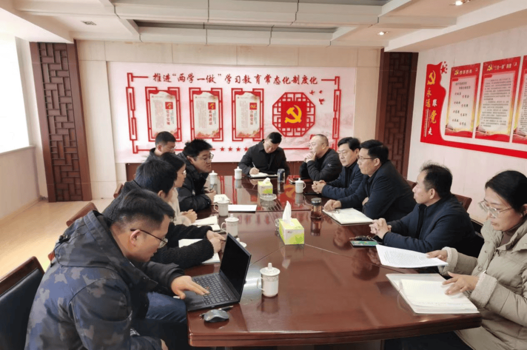 3月上旬,灌南生态环境局召开省市重点项目威孚新材料环保诉求座谈会