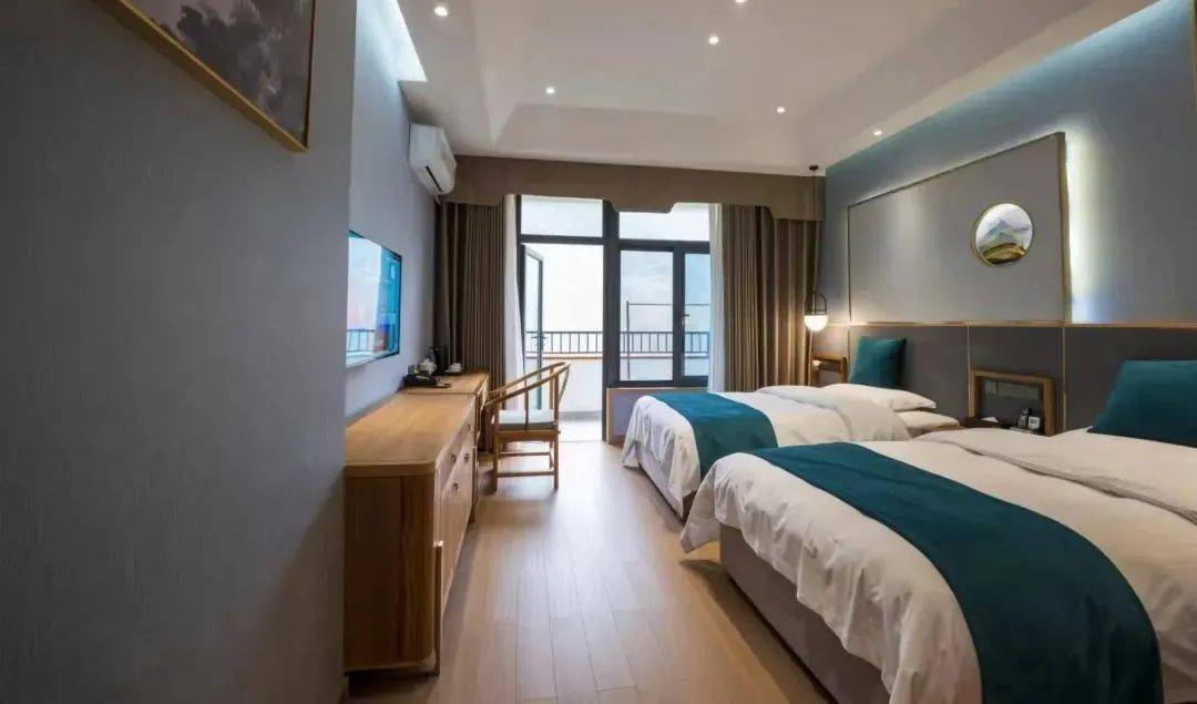 清明假期2日石柱风情千野草场大风堡西沱古镇广寒宫2日自驾半自由行