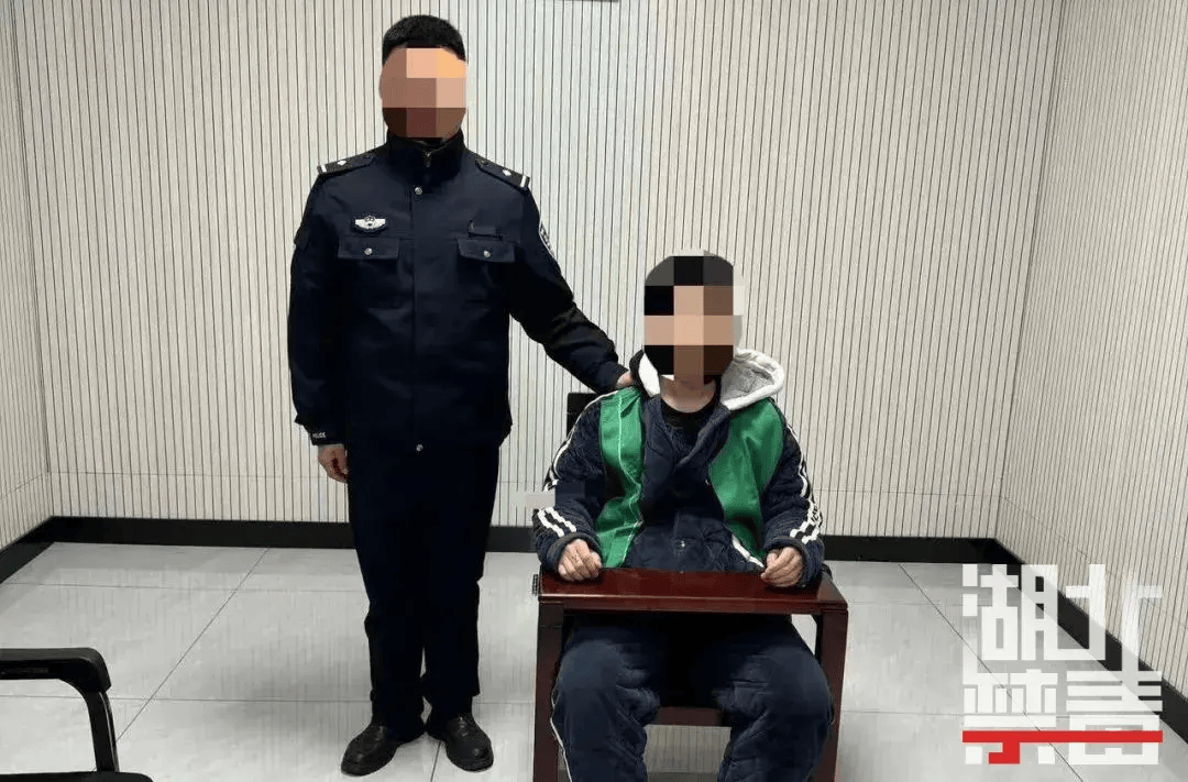 吸烟还自拍3小时就落网