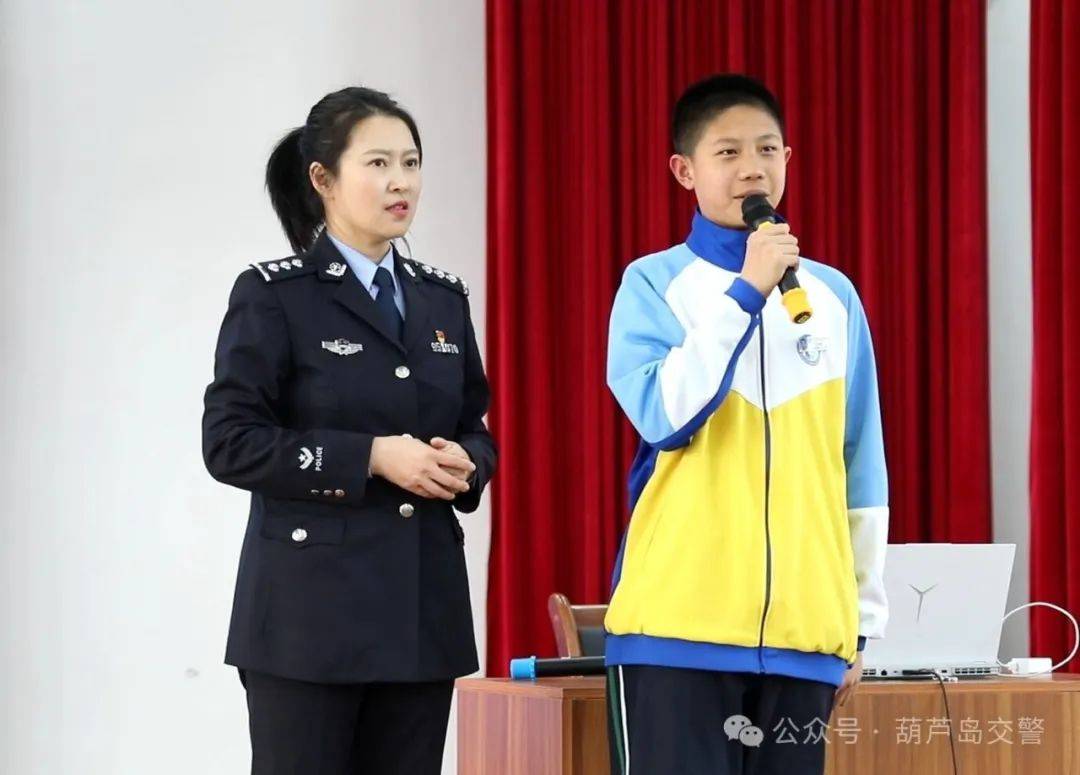 协助拍摄葫芦岛市第二实验小学葫芦岛市龙港区龙湾中央商务区初级中学