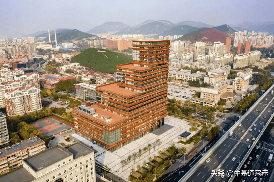 齐朋拜会济南市市中区委书记鞠正江区人大常委会主任秦光强