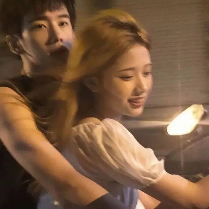 头像| 耐看的情侣头像_男女_来自_网络