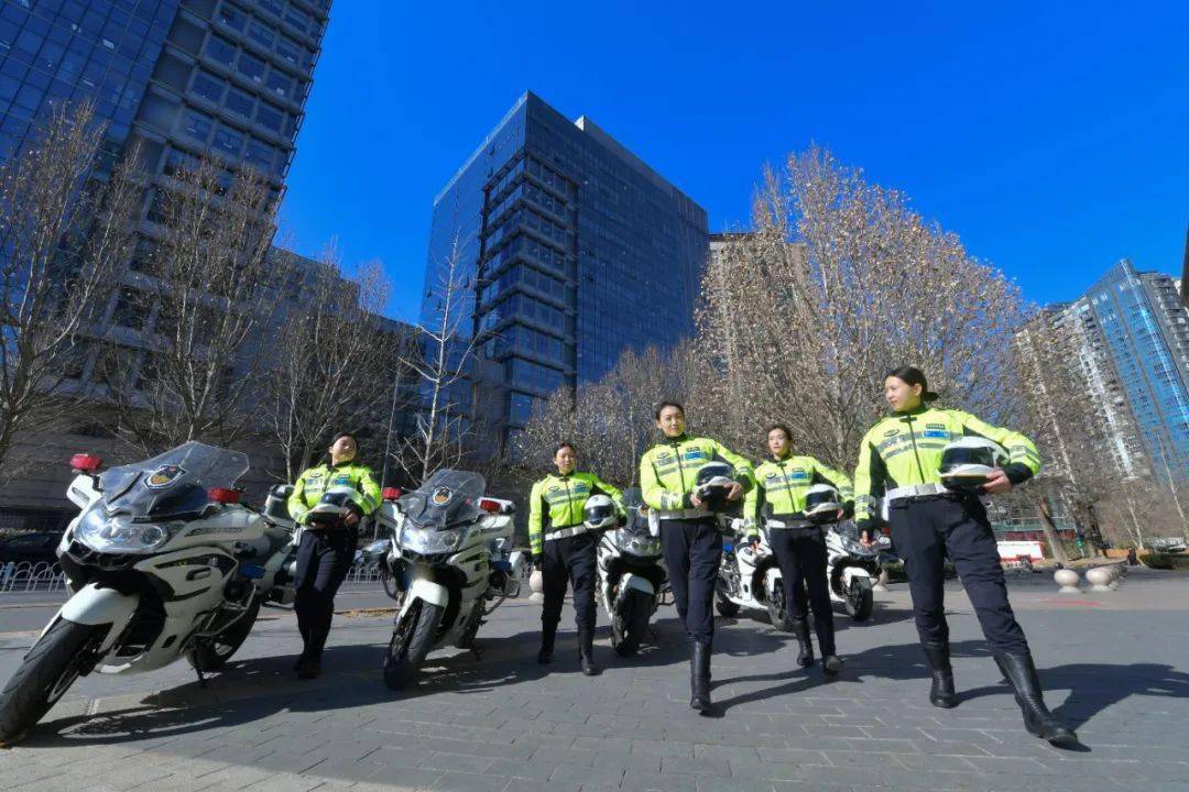 北京骑警图片