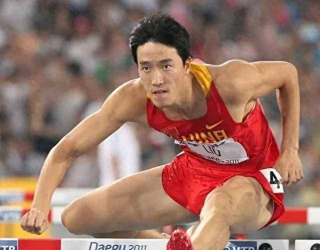 刘翔一生六大错误1、娶错1人——葛天2、跟错1人——孙海平