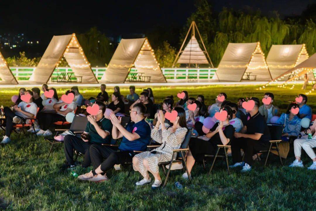 联谊咖啡节本周日一起去海边听一场音乐会吧