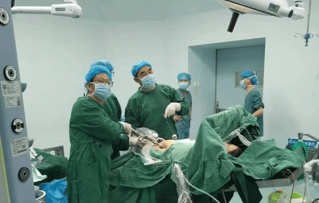 丽江市人民医院普外一科开展微创袖状胃切除术_手术_代谢_体重