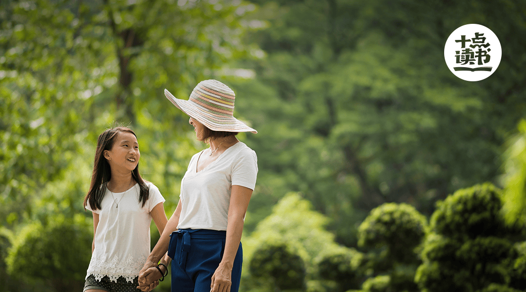 上班族妈妈和全职妈妈带出来的孩子，差距明显