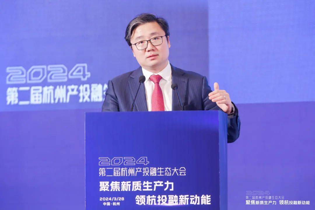 解小勇,光速光合创始合伙人宓群,禾赛科技联合创始人,首席科学家孙恺