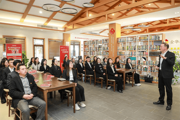 张浦镇紧紧围绕本年度基层党员冬训的七大学习专题,制定"浦玉·大