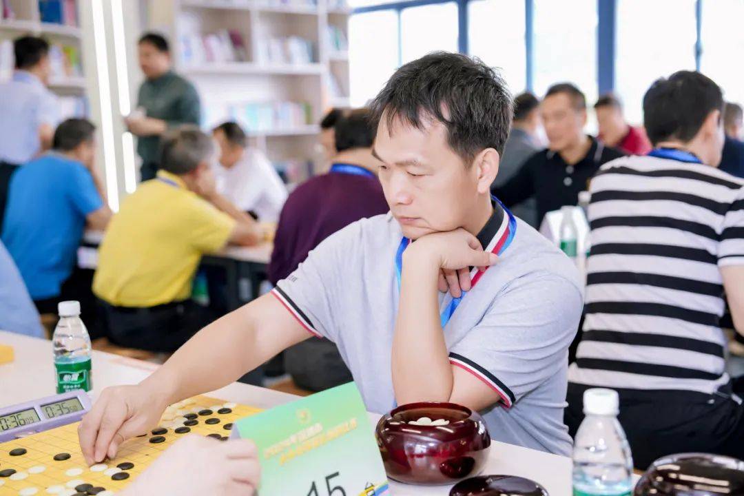 夏锐标 宝安区教育局林胜洲 福永中学刘伟东 福新小学杨小平 宝安区