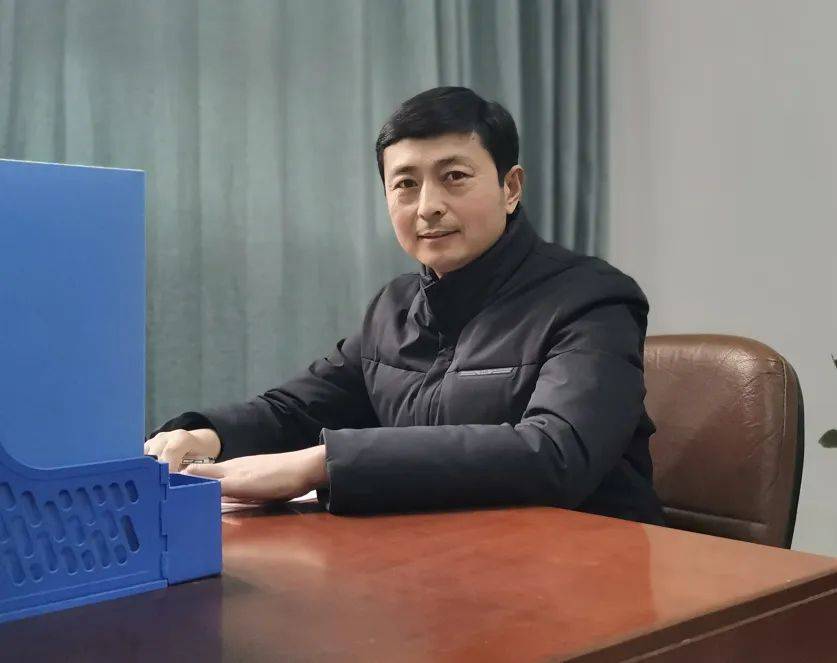 安阳市教育系统干部热议我为强市建设做贡献大讨论