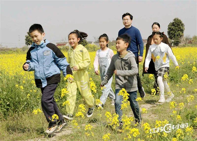 赢博体育江苏24小时 无锡：春季寰宇微型汽车配件博览会开张(图38)