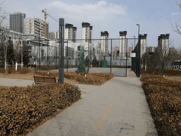 (可24小时开放,暂时免费使用)鲁艺生态公园十四,鲁艺派出所北侧鲁艺