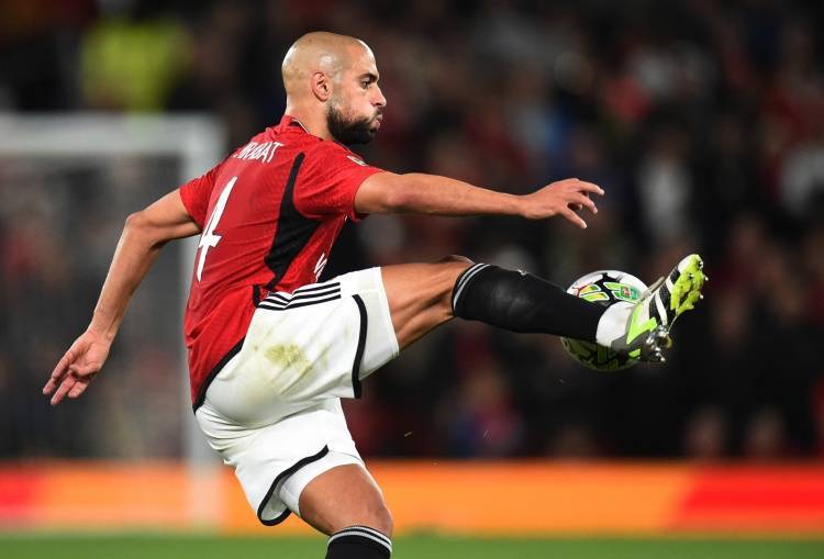 阿姆拉巴特面对过的最好的球员是c罗前曼联球员最想搭档鲁尼