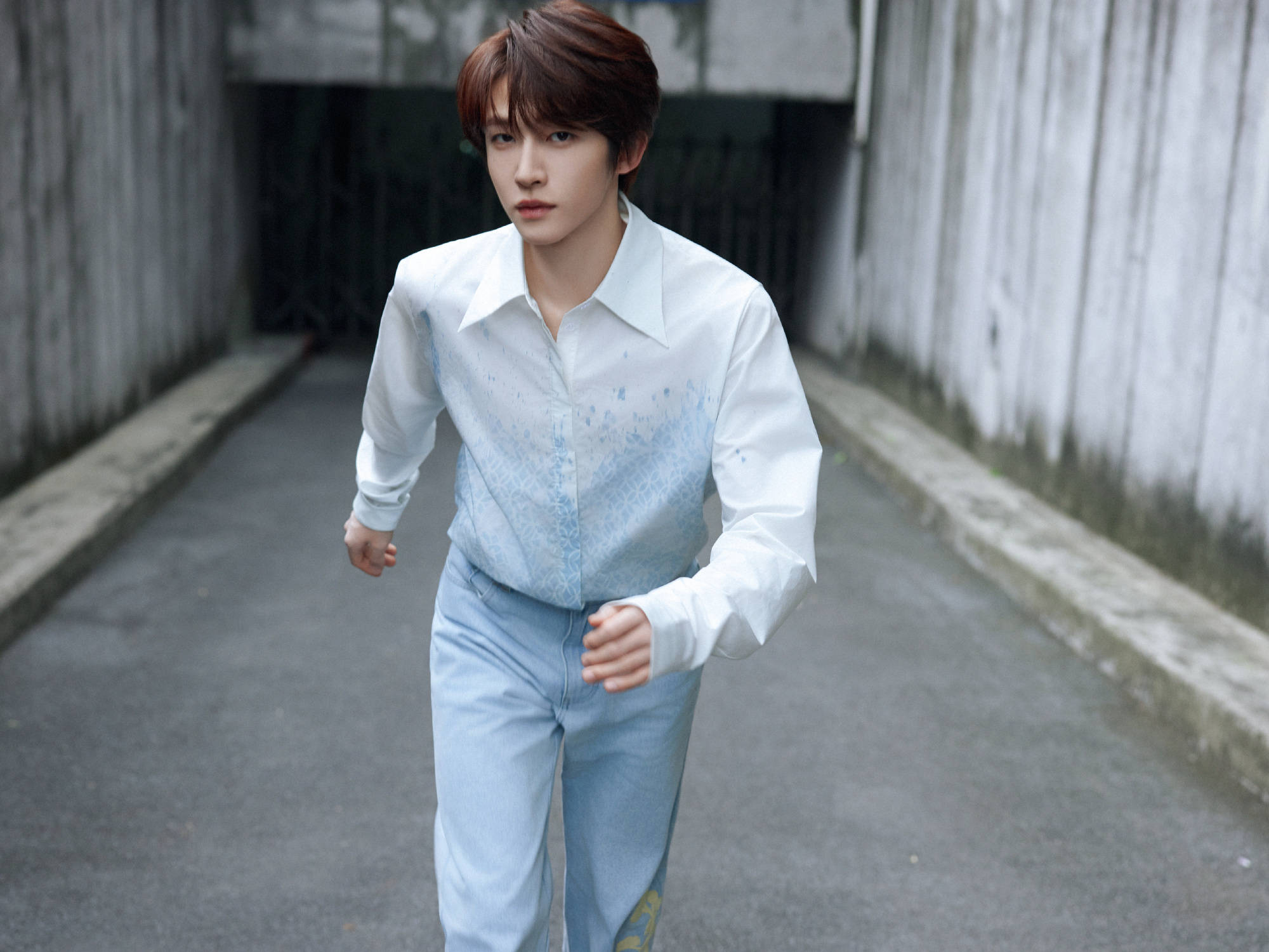 国风少年刘宇从春日开始一路绽放