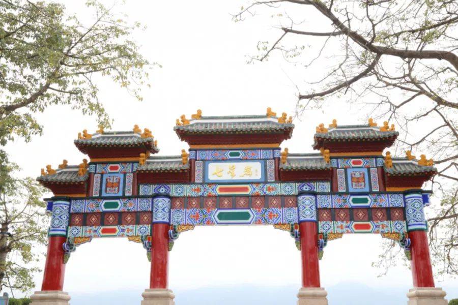 更有七星岩牌坊 宋城墙 羚羊峡古栈道等你来打卡!_设计_星湖_特色