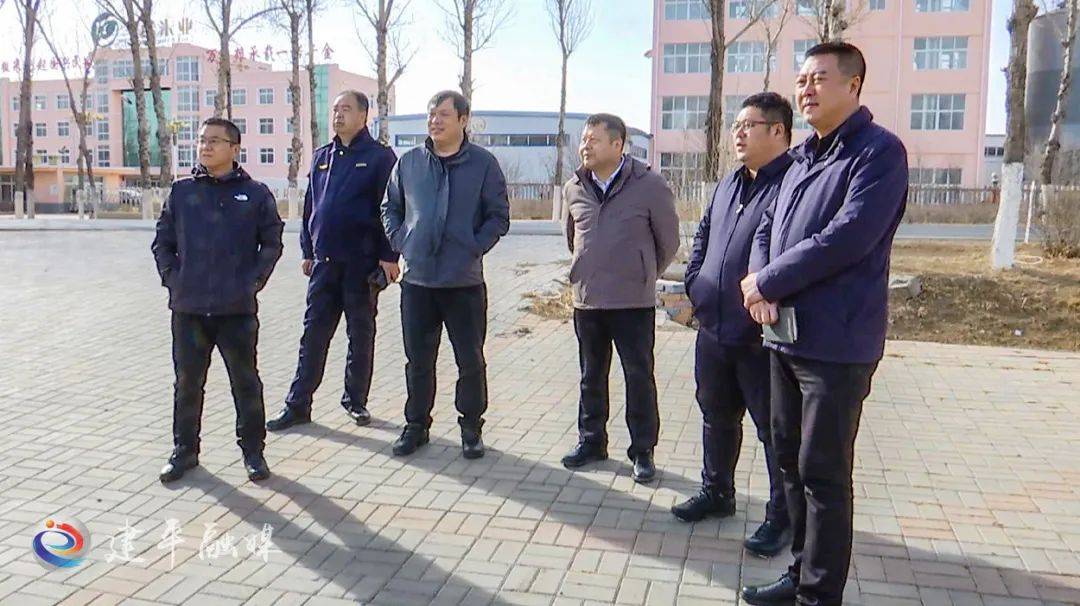 在朱碌科镇产业基地,陈景泉要求,产业基地发展要充分