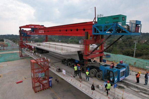 开始架梁市域铁路s5线建设迈入新阶段