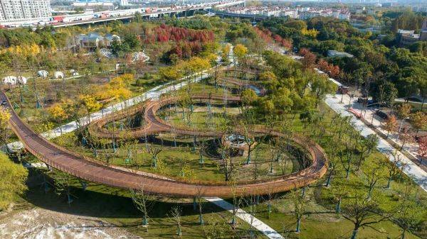 西岸自然艺术公园一期开园试运行又一座环上公园揭开面纱