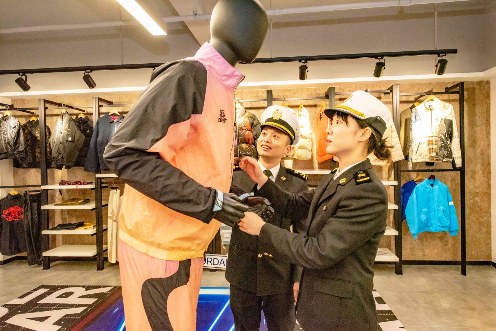 做好链上文章汕头海关这样助力纺织服装产业外贸高质量发展