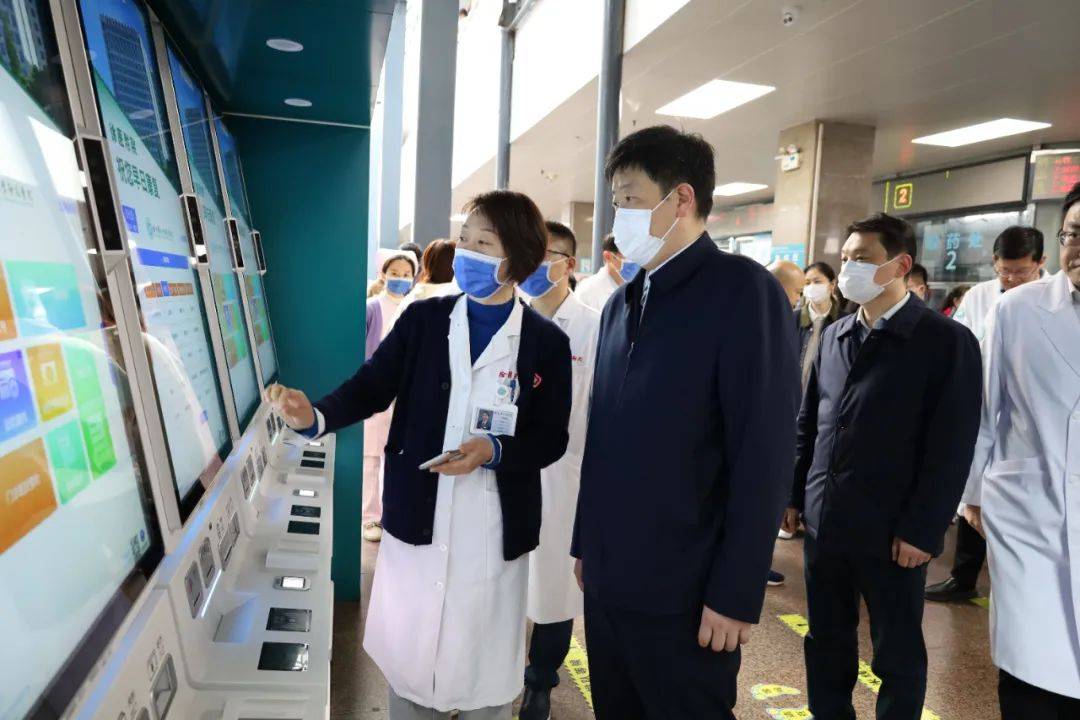 陈亮副局长对我市医保基金总额预算管理和年度清算工作的实施举措表示