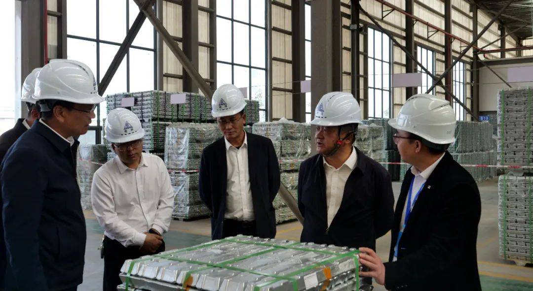 杨国宗到鹤庆县调研时强调突出产业优势积极抢位发展奋力争先进位切实