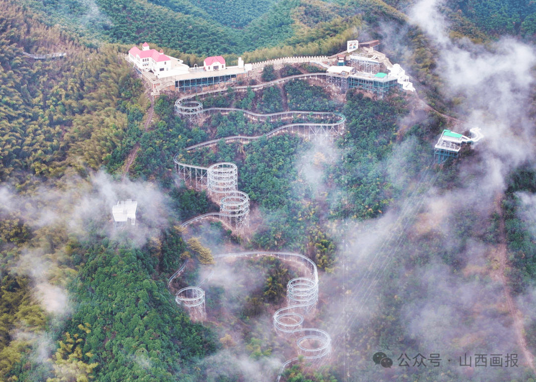 光影艺术 自然共融——江南瑶坞邀您共享来自莫干山的视觉盛宴