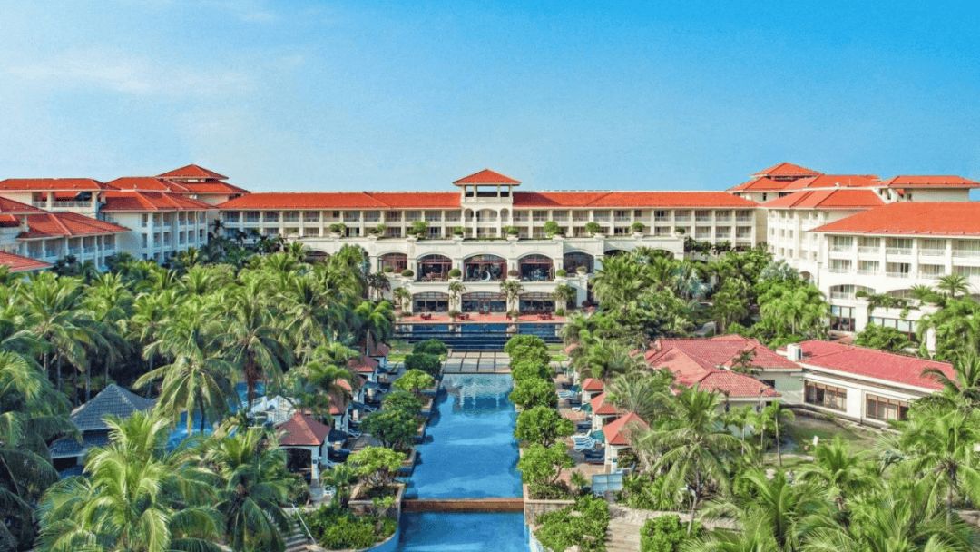 电话:0898-68708666地址:海口市秀英区滨海大道292号酒店位于海口西