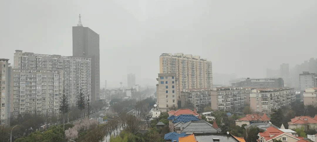 本周多阴雨天气出行注意交通安全