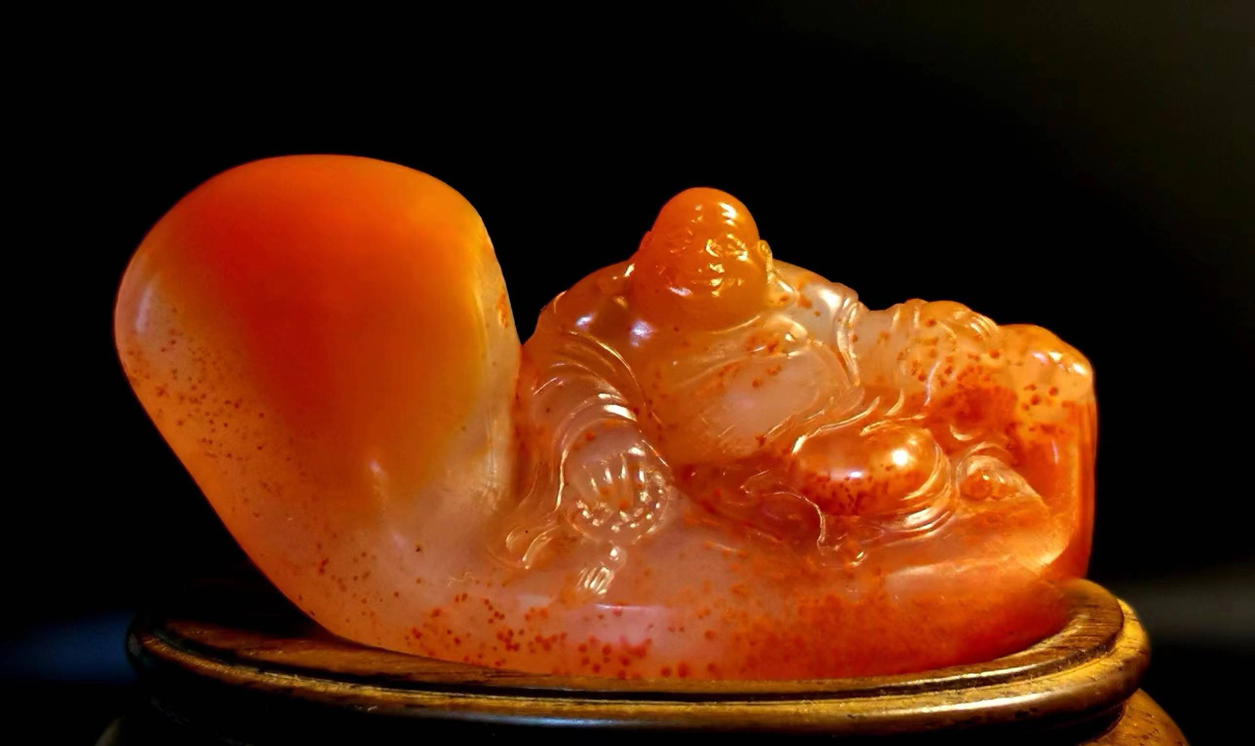 工艺美术大师陈益传寿山石田黄作品亮相广州