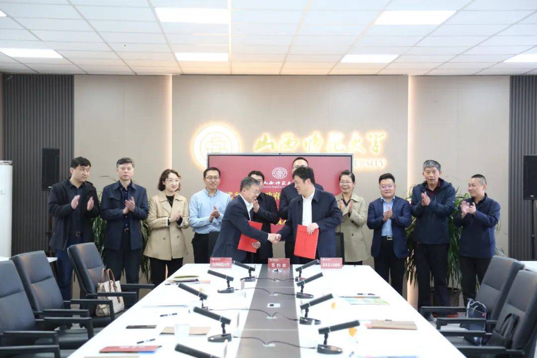 武乡县赴山西师范大学开展战略合作座谈暨校园引才活动