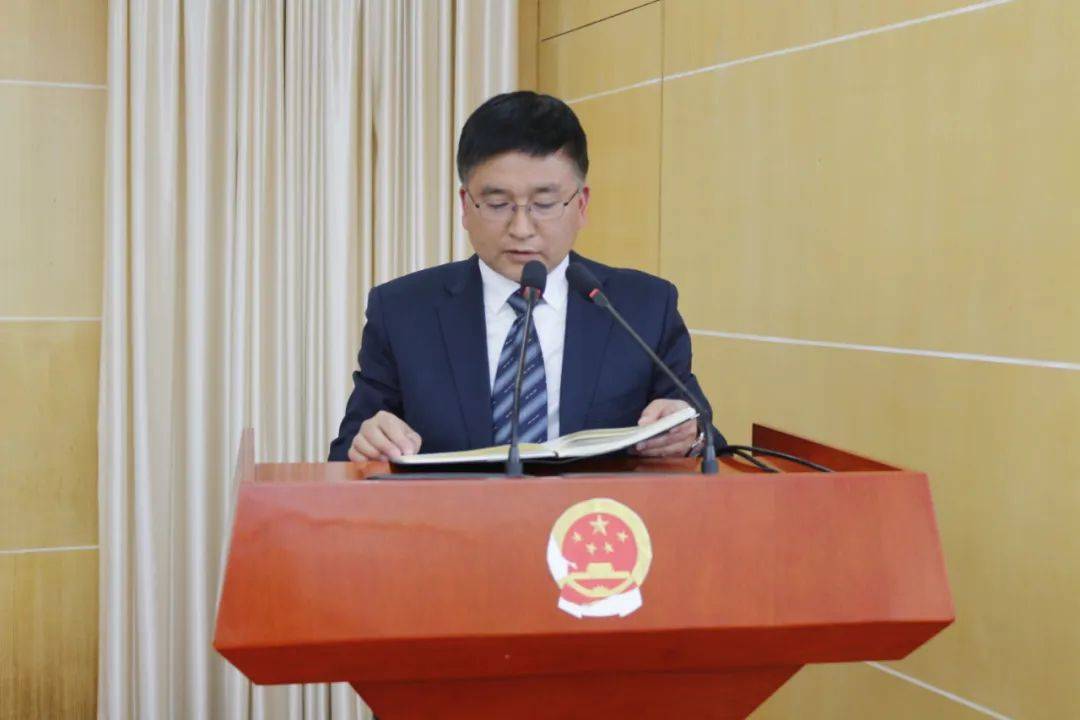 山阳县十九届人大常委会举行第二十一次会议