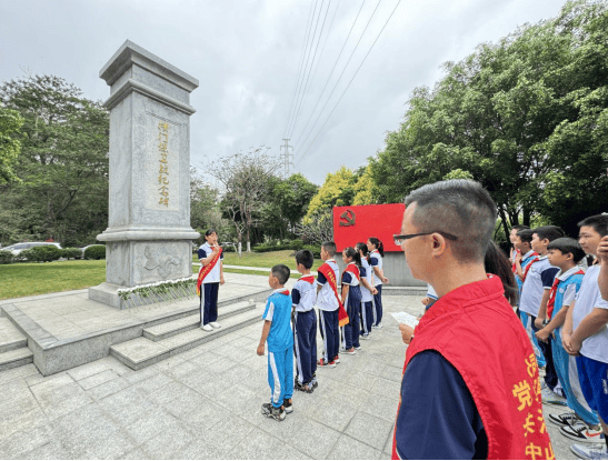 强对流天气请注意防御晚安火炬