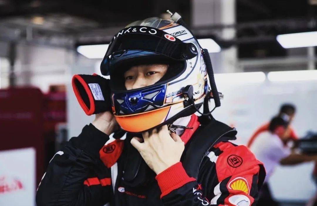 你距离职业车手有多远