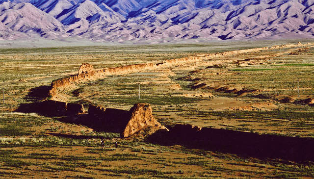 跟着诗词去旅行,穿越彩虹张掖的绝美之境_古丝绸之路_文化_祁连山