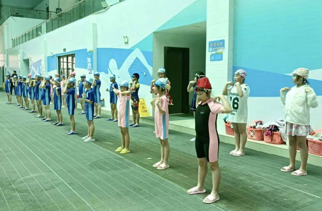 游泳进校园童心逐梦泳向未来遵义市汇川区第三小学游泳进课堂开课啦