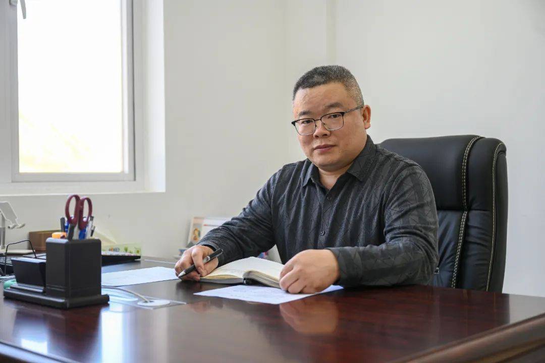 廖勇(合成分厂)王山林(生化制药)李进国(长江药业)董志逊(火力发电)01