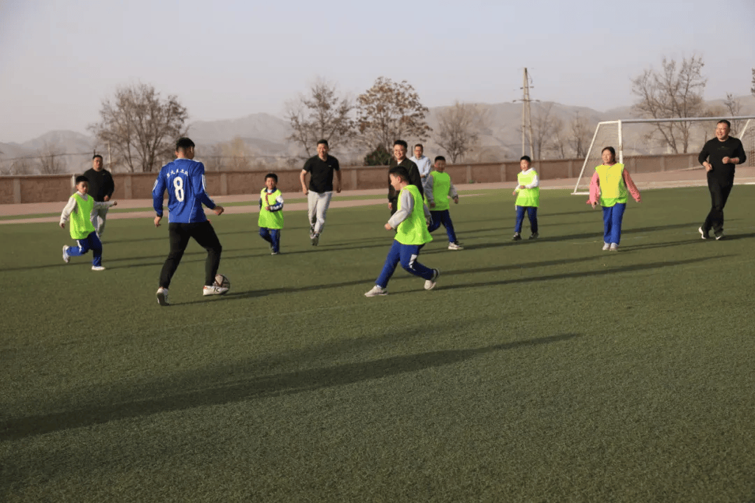 妈妈你看这里是兰州大学