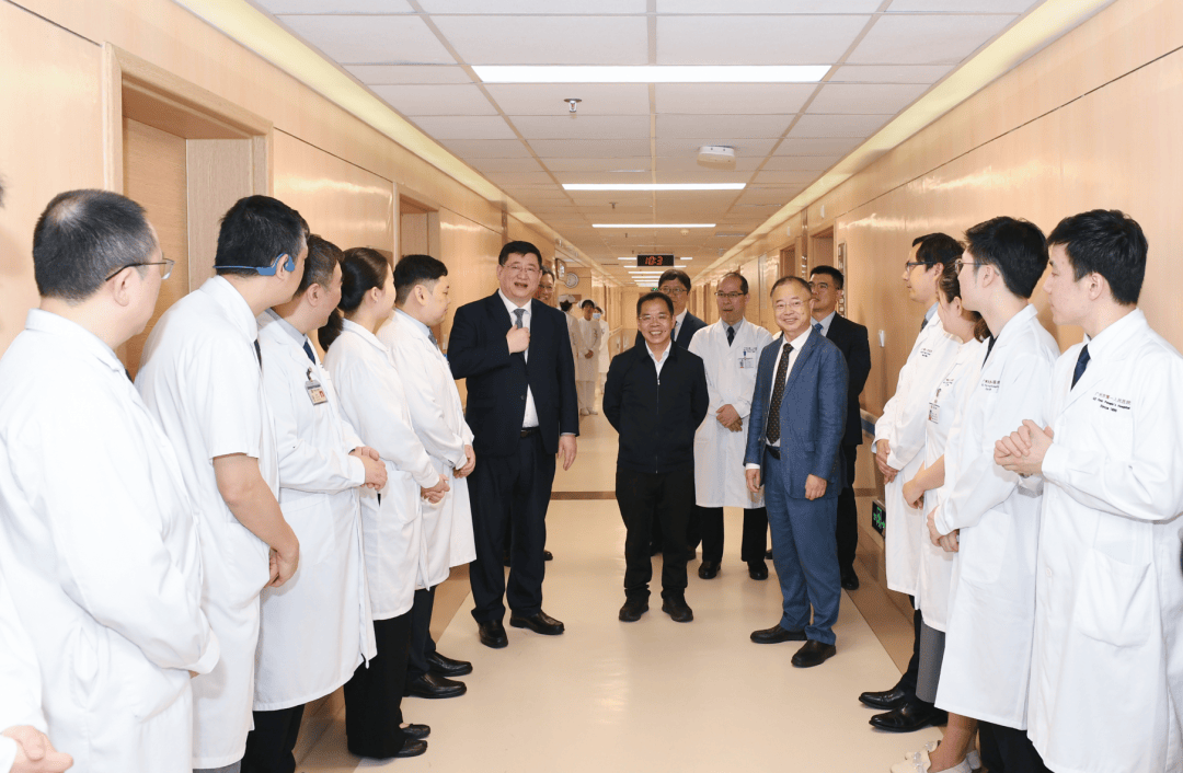 重磅丨广东省肿瘤介入诊治联合重点实验室在广州市第一人民医院揭牌