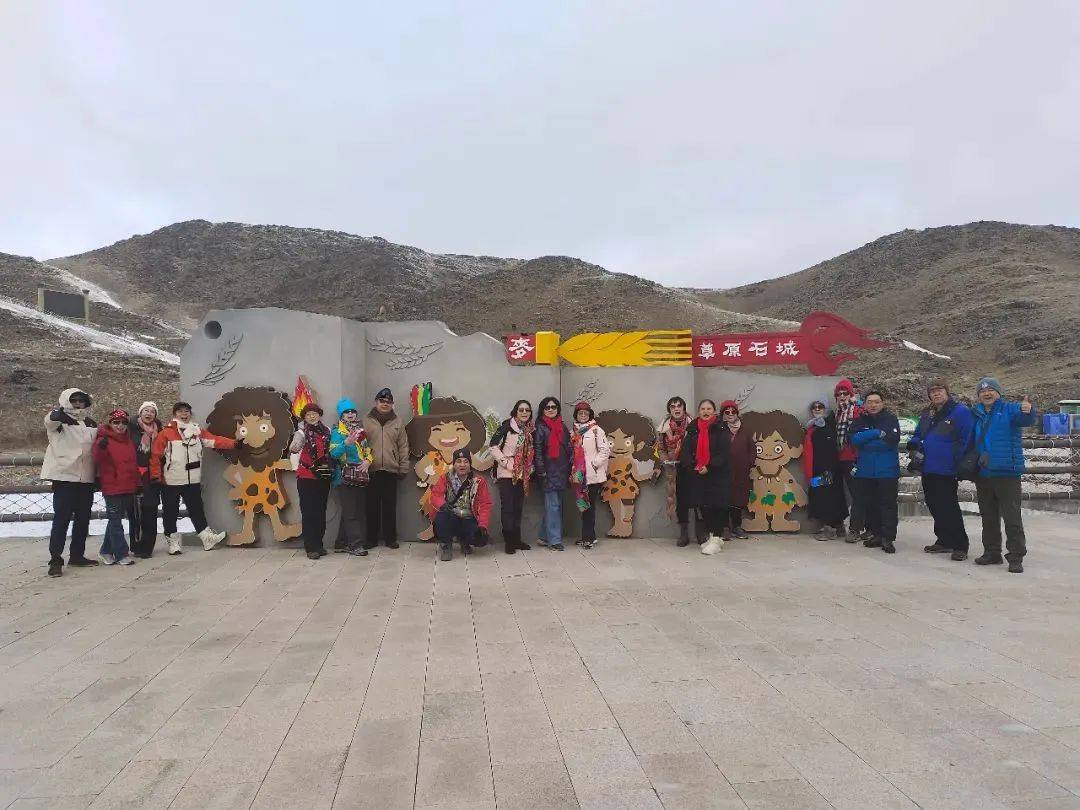 旅游吉木乃丨吉木乃县境内境外游持续升温