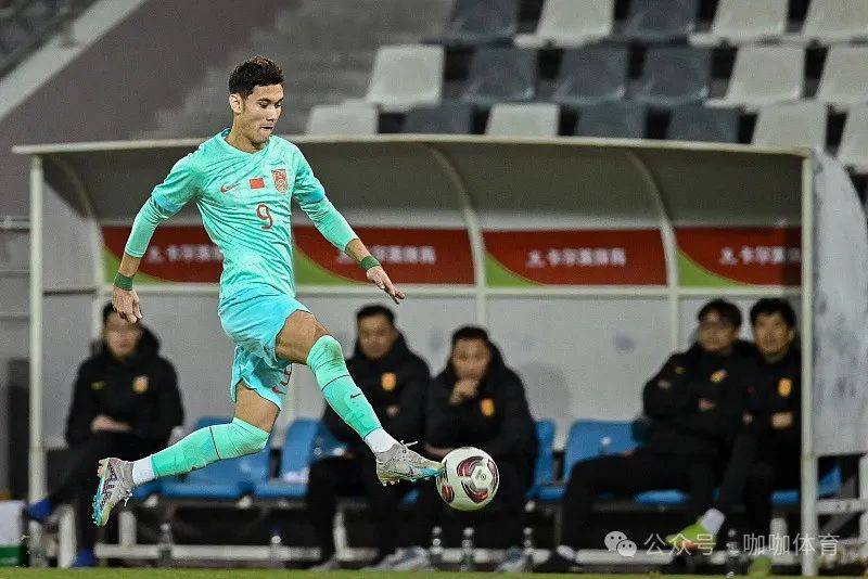 国奥2球完胜卡塔尔奥预赛前踢出信心