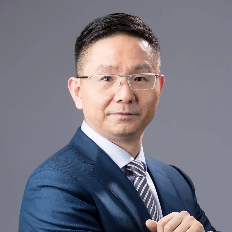 程军  律师北京办公室  合伙人业务领域:跨境投资并购,工程和项目开发